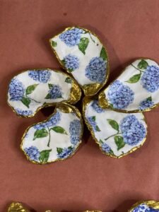 Custom Oyster Shell Ring Dish – Blue & White Chinoiserie | Handcrafted Coastal Decor & Jewelry Holder